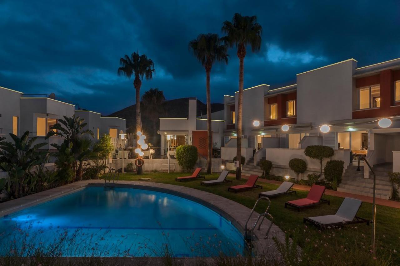 Apartamentos La Buganvilla San José Esterno foto