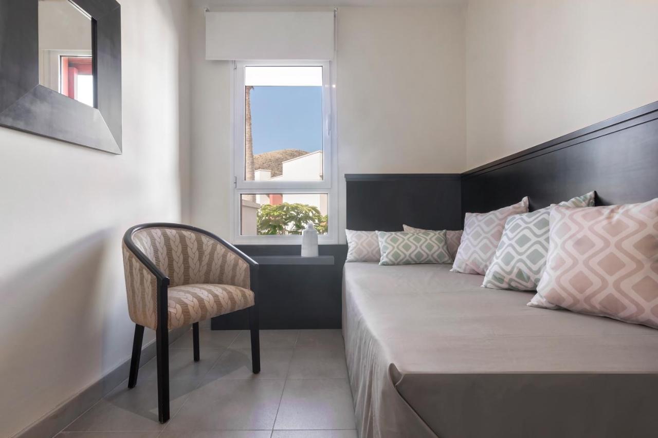 Apartamentos La Buganvilla San José Esterno foto