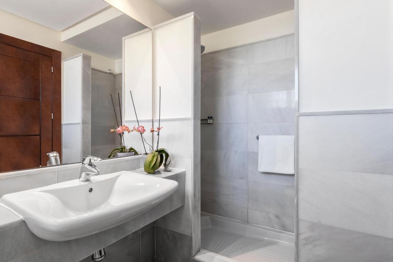Apartamentos La Buganvilla San José Esterno foto